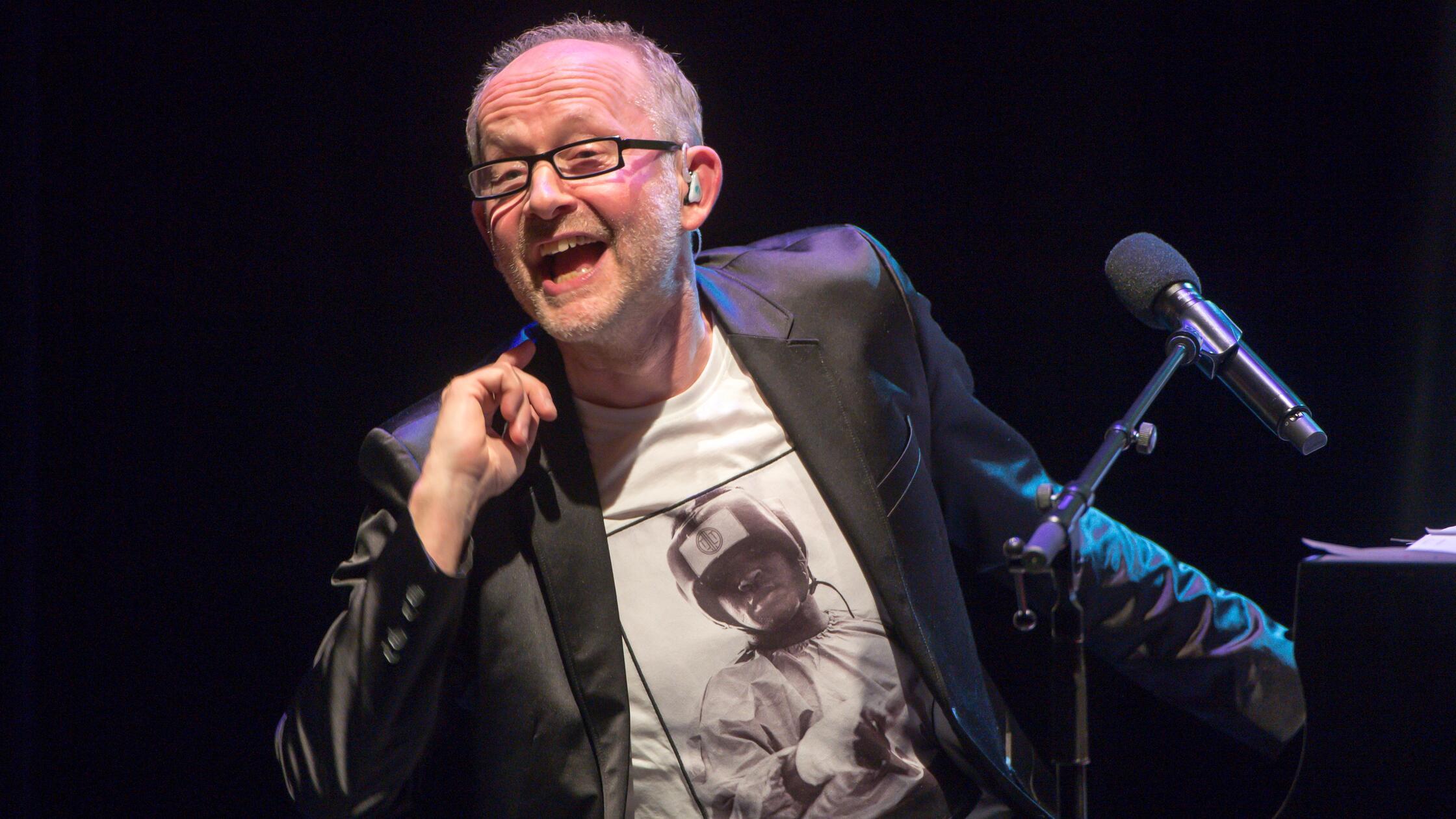 Dieter Falk kommt mit seinem Programm "Music & Mem