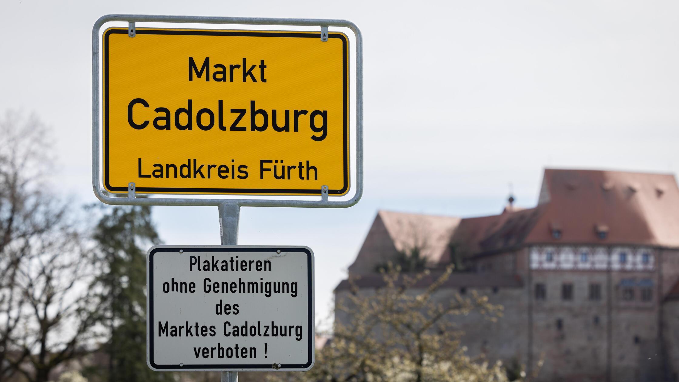 Ortsschild Cadolzburg