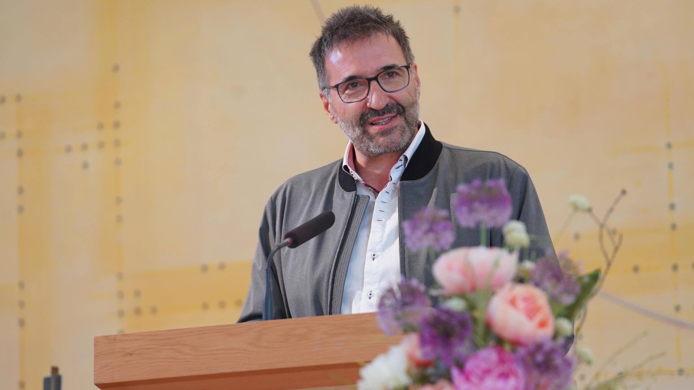 René Winkler predigte bei der Pfingstkonferenz