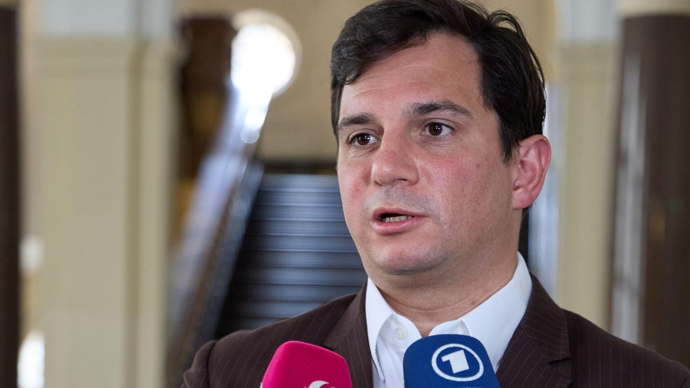 Anwalt Philip von der Meden, Vertreter der Nebenkl