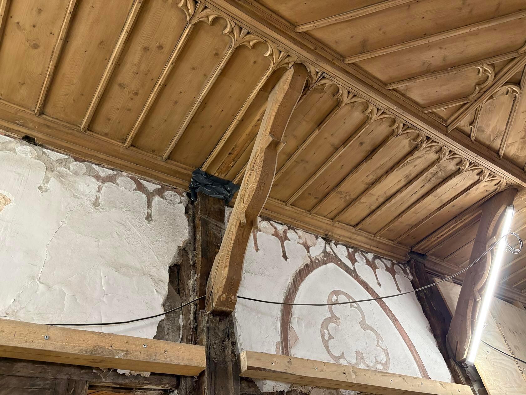 Die Sanierung des Rathauses in Forchheim steckt in den letzten Zügen. OB Martina Hebendanz und die städtische Projektleiterin Claudia Greve laden zu einer exklusiven Begehung ein, um den aktuellen Stand zu sehen. Unsere Redaktion war vor Ort.