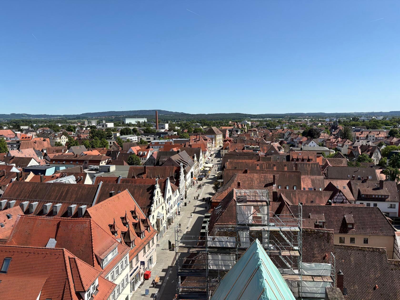 Die Sanierung des Rathauses in Forchheim steckt in den letzten Zügen. OB Martina Hebendanz und die städtische Projektleiterin Claudia Greve laden zu einer exklusiven Begehung ein, um den aktuellen Stand zu sehen. Unsere Redaktion war vor Ort.