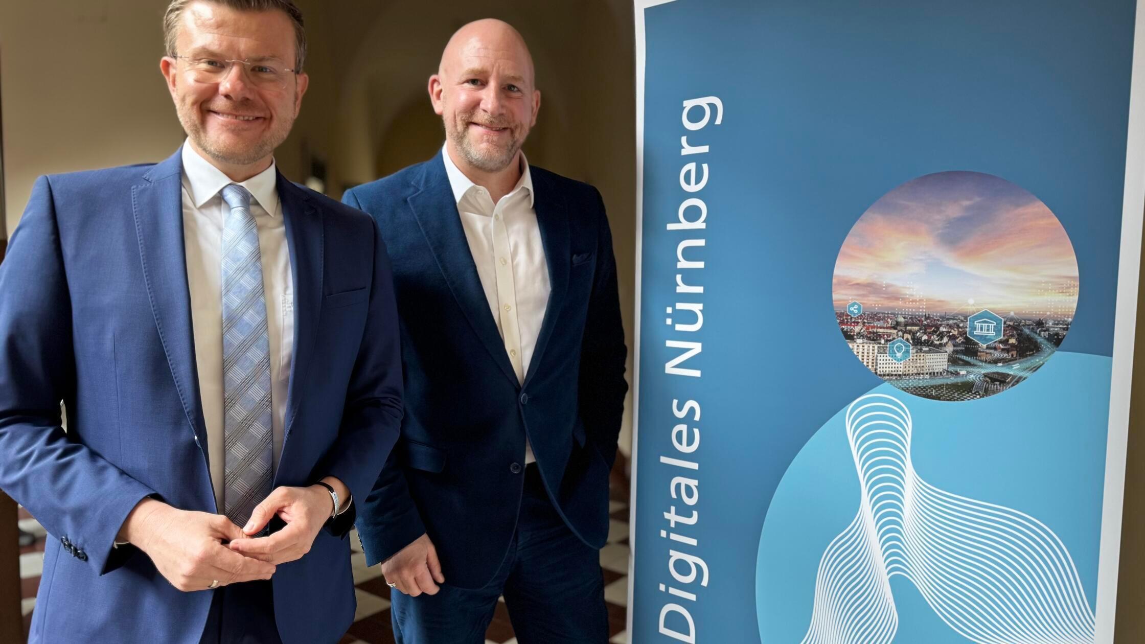 Oberbürgermeister Marcus König und Olaf Kuch, Leit