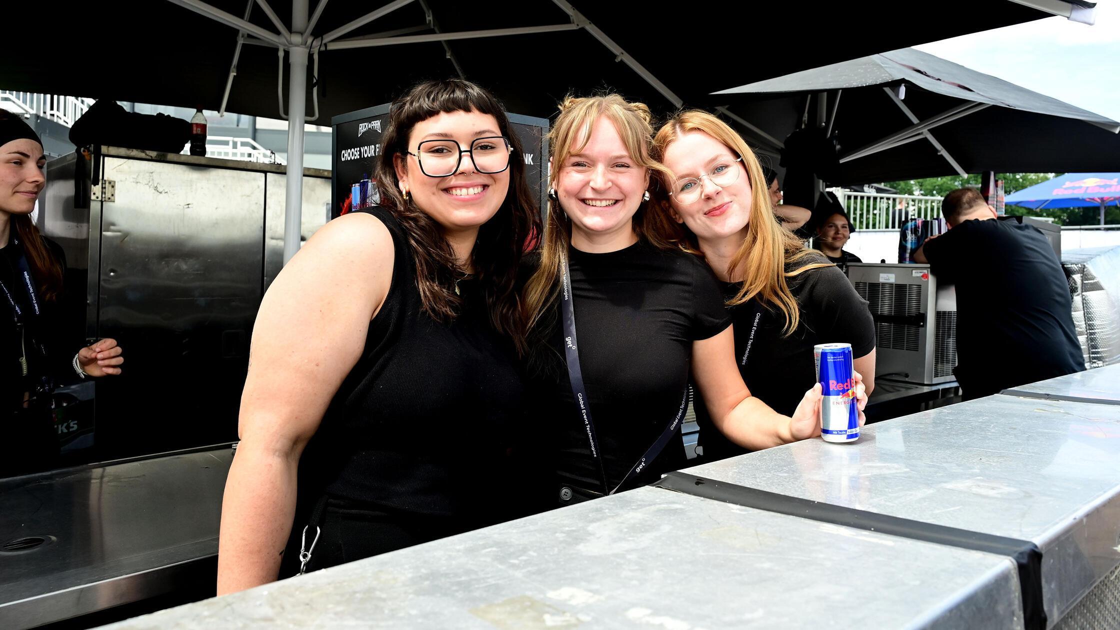 jetzt-im-ticker-rock-im-park-2026-live-in-n-rnberg-wilde-outfits-und-bestes-wetter