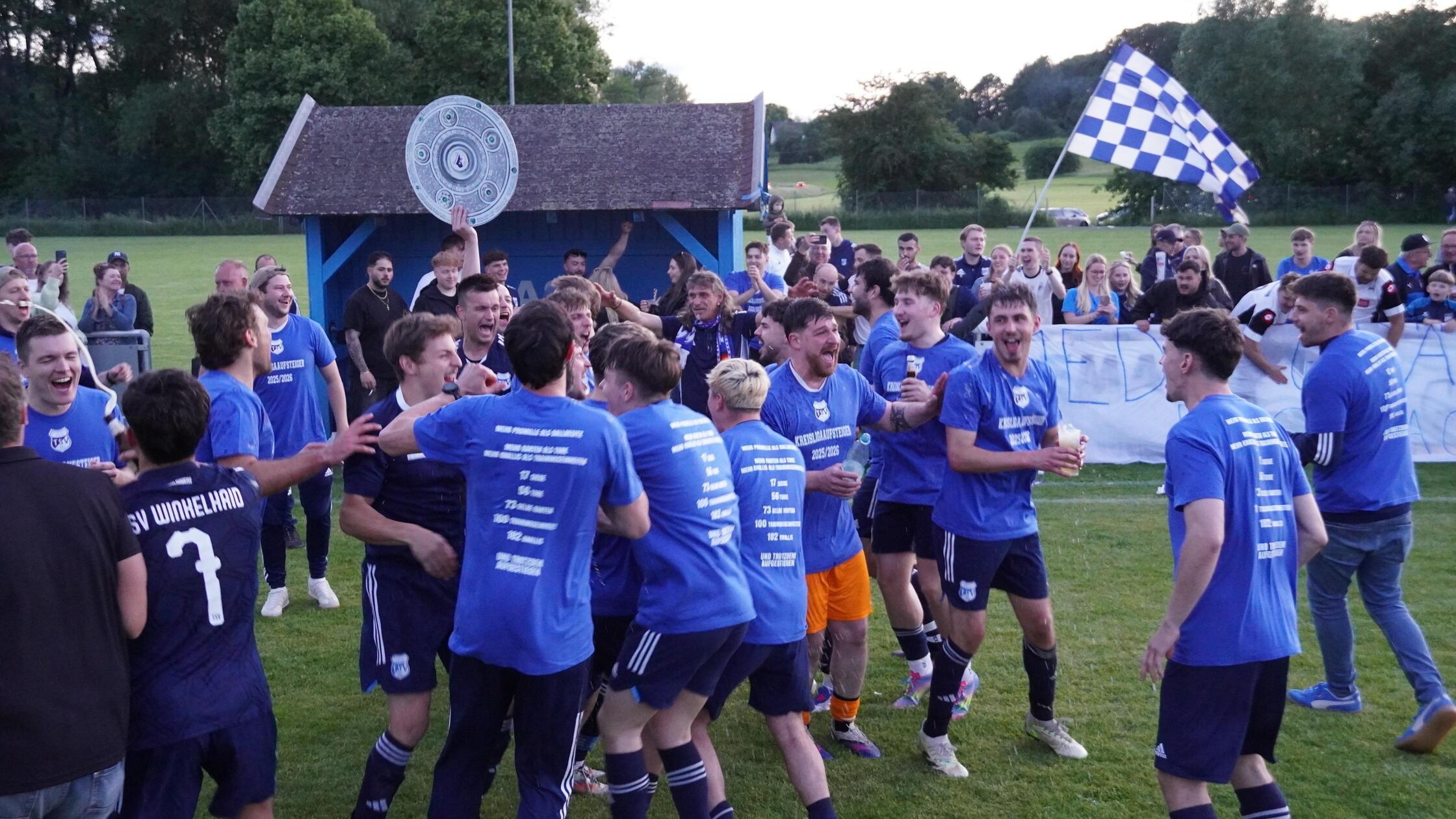 tsv-winklehaid-relegation-jubel-1 - 1