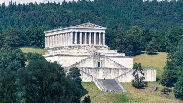 Die Walhalla nahe Regensburg. Nach dem tödlichen S