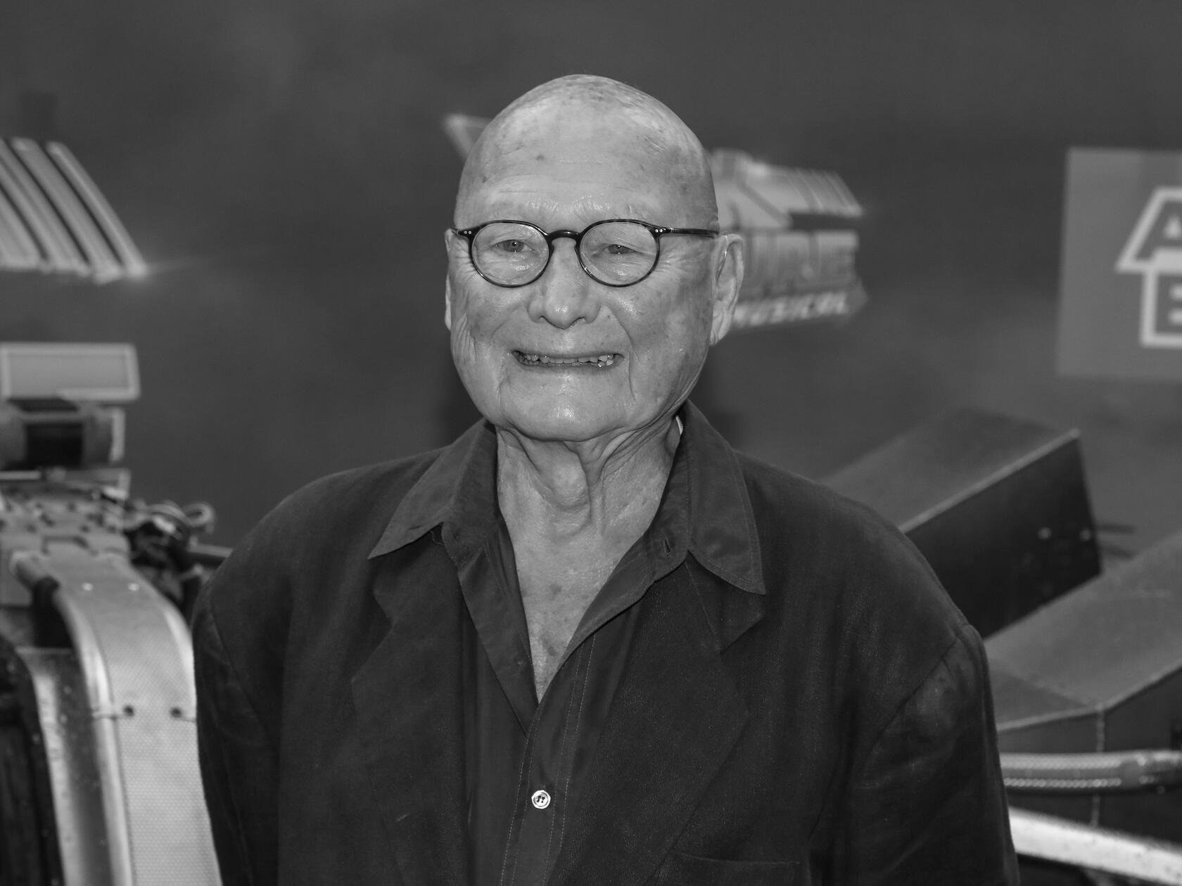 <b>James Tolkan</b> vor allem bekannt durch seine Rollen in „Top Gun“ und der „Zurück in die Zukunft“-Reihe, ist am am 26. März 2026 in Saranac Lake (New York) verstorben. Er wurde 94 Jahre alt.