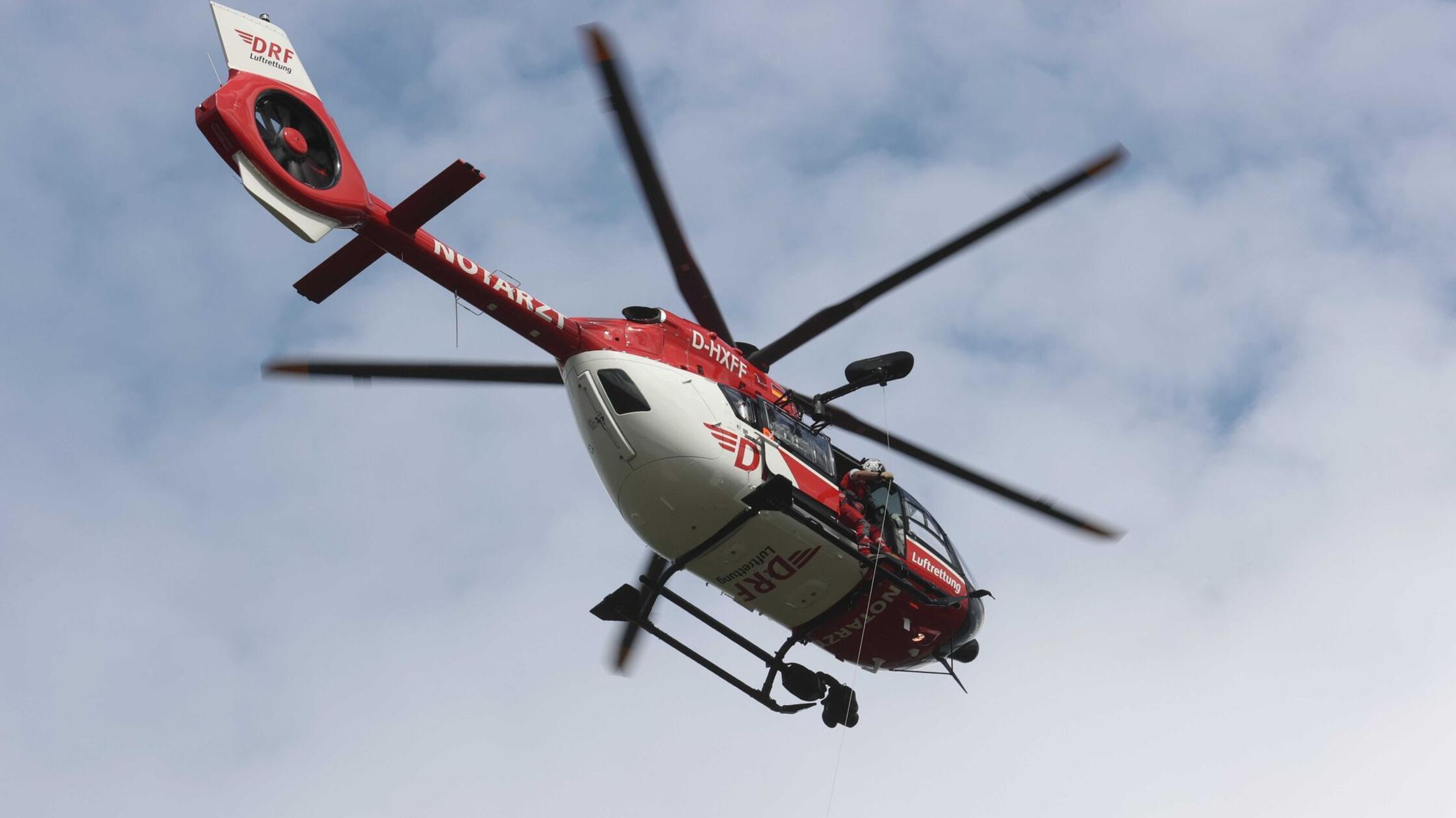 Ein Hubschrauber der DRF Luftrettung. (zu dpa: «Mo