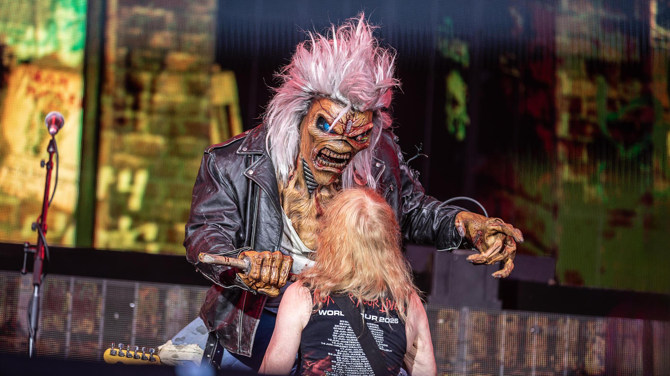 Darf bei einem Maiden-Konzert nicht fehlen: Maskottchen Eddie.