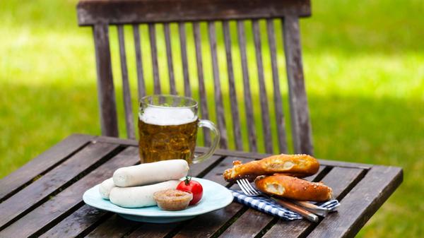 brotzeit,bayerische küche,weißwurst,weißwurstfrühs