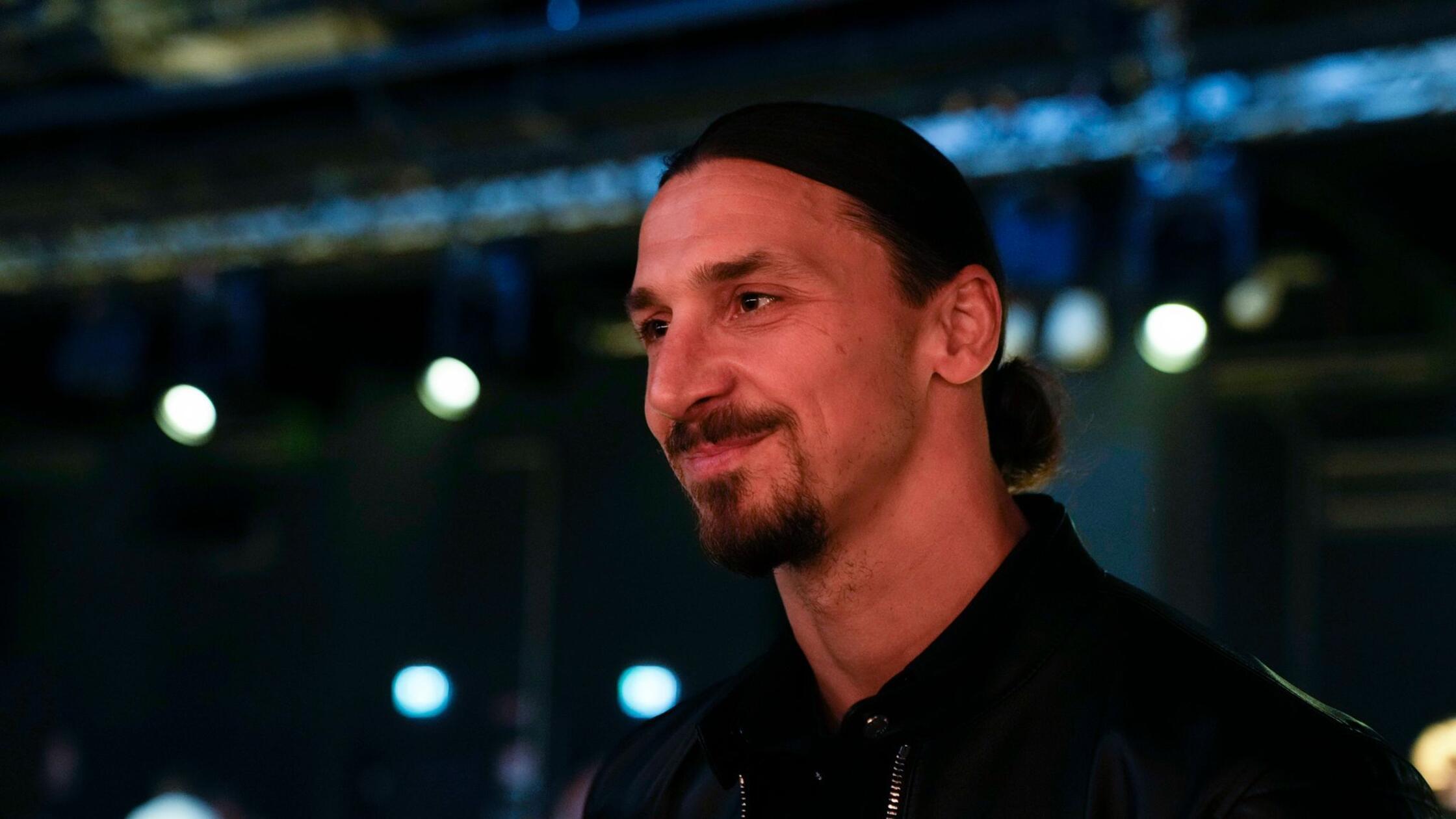 Zlatan Ibrahimovic, Ex-Stürmer des AC Mailand, läc