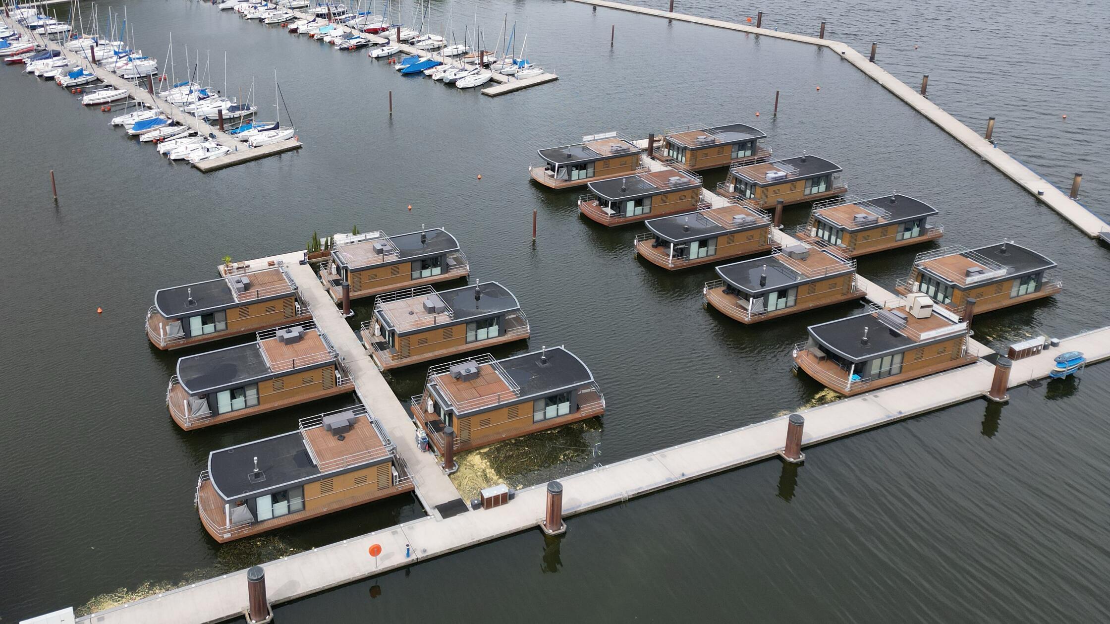 Drohnenbild Floating Village Brombachsee