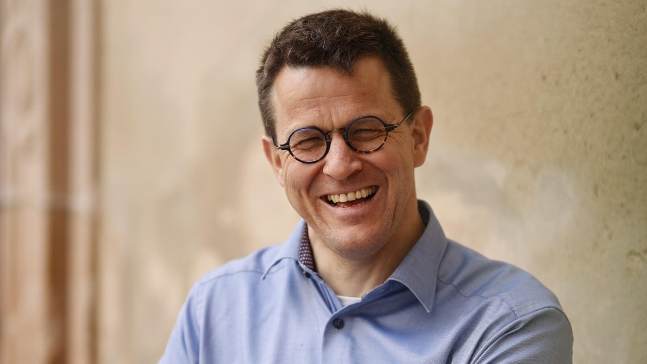 Helmut Bauz