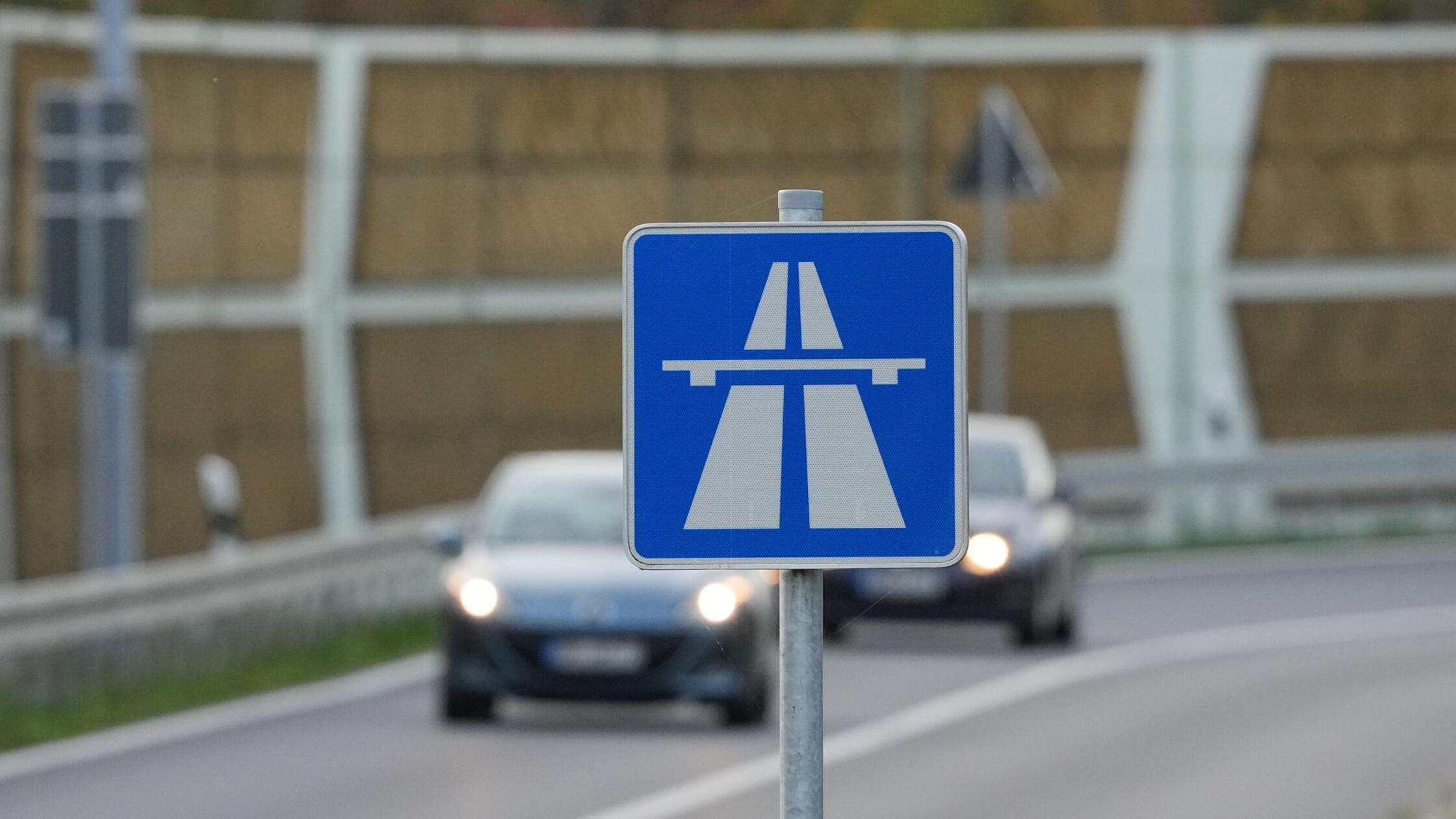 Autobahn - Symbolbild387.jpg