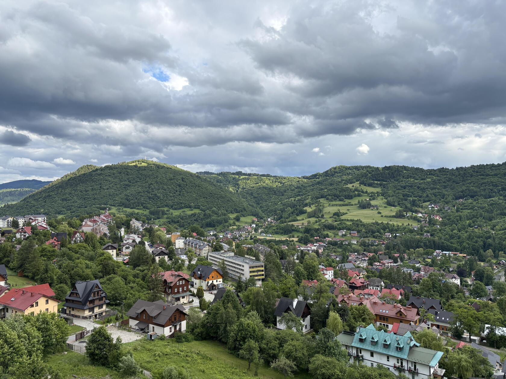 Grün, ursprünglich und überraschend ruhig: Im Pieniny-Gebirge verbringt man Zeit fernab vom Massentourismus.