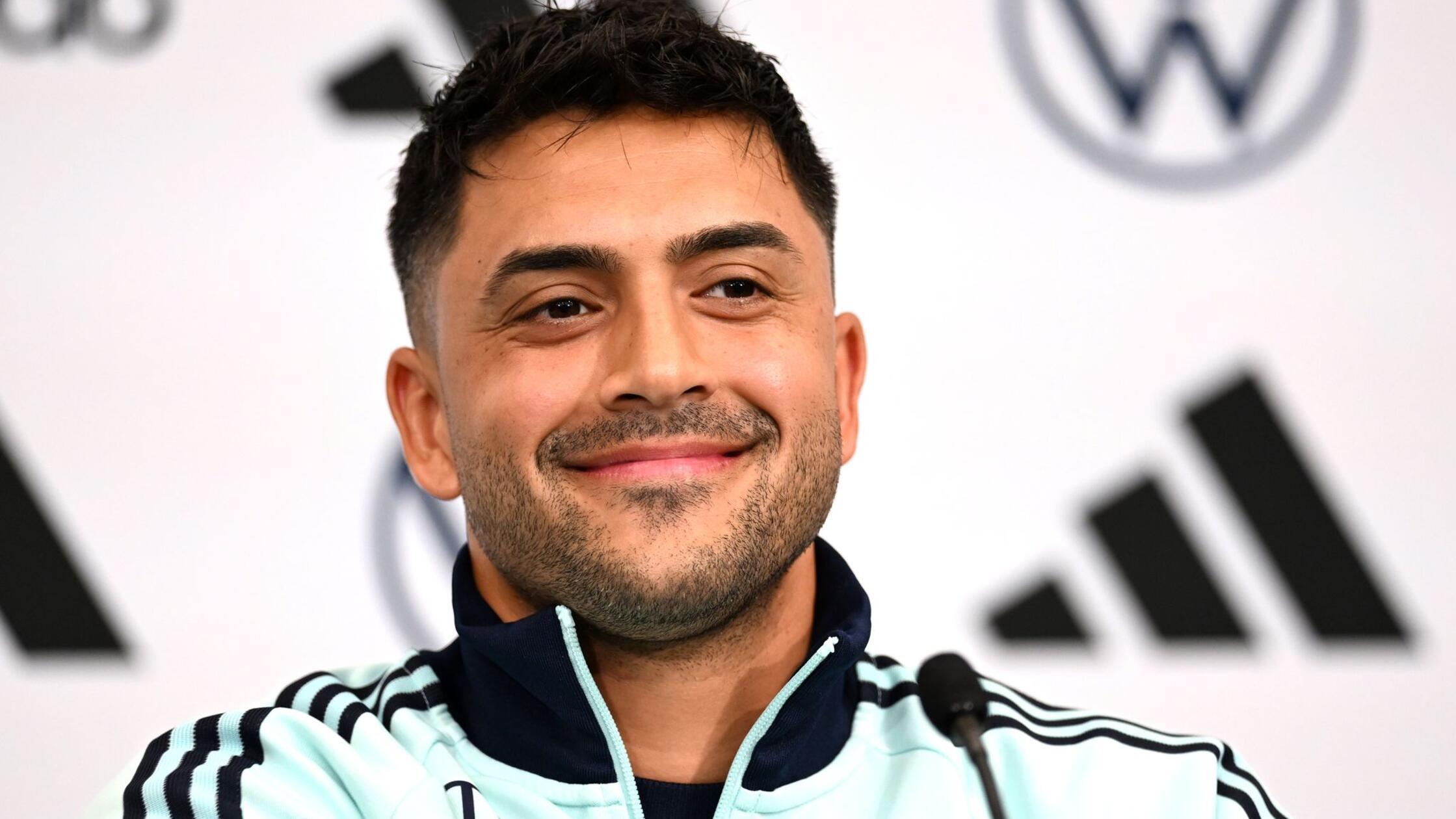 Amiri-macht-Schlager-Ausnahme-Zug-Song-als-idealer-WM-Hit
