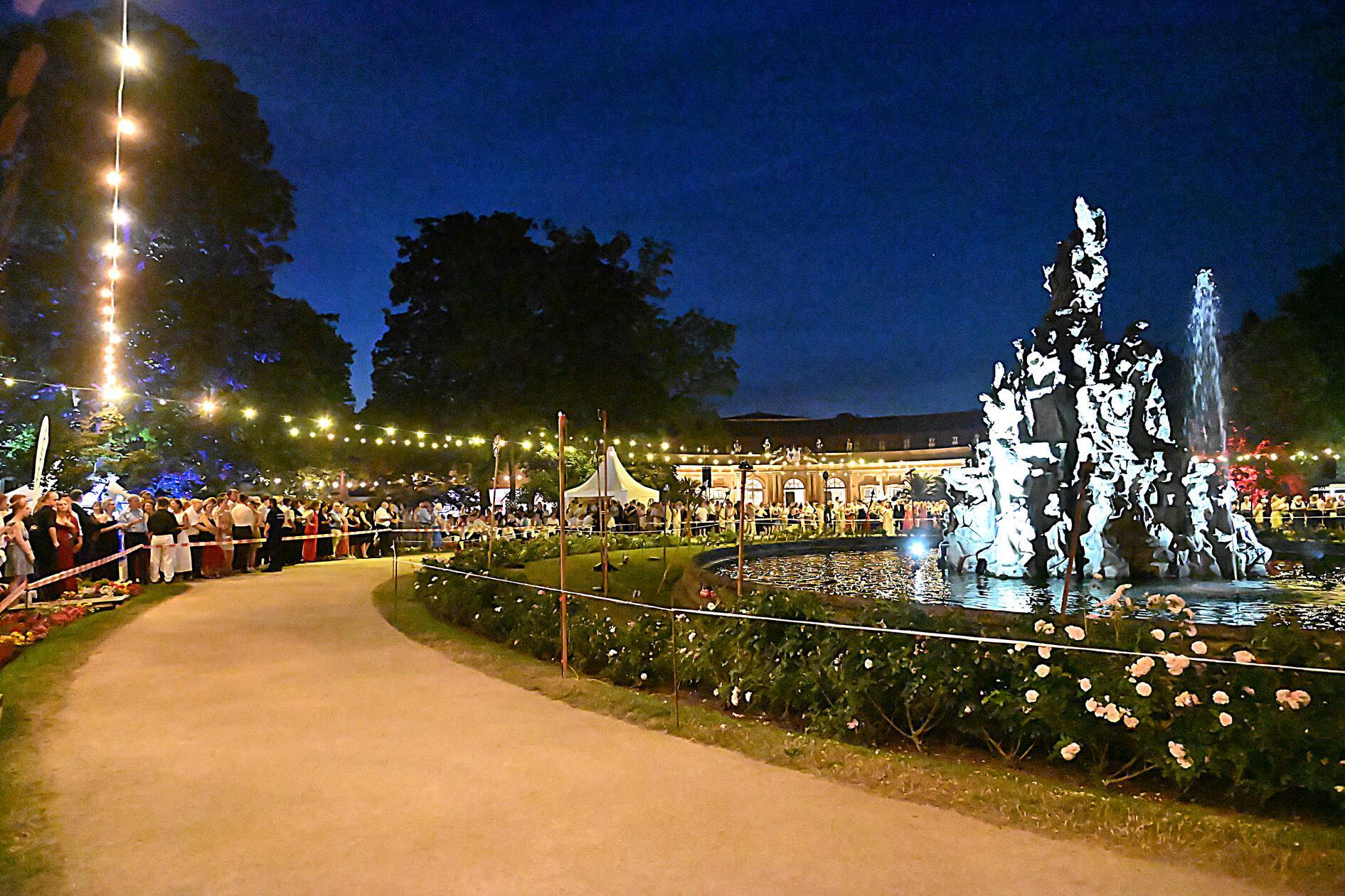Im Vorfeld des Erlanger Schlossgartenfests 2026 mussten zwei wichtige Fragen geklärt werden...
