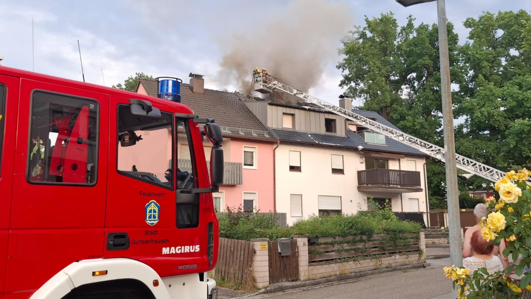 Brand Dachstuhl Spitalwaldstraße