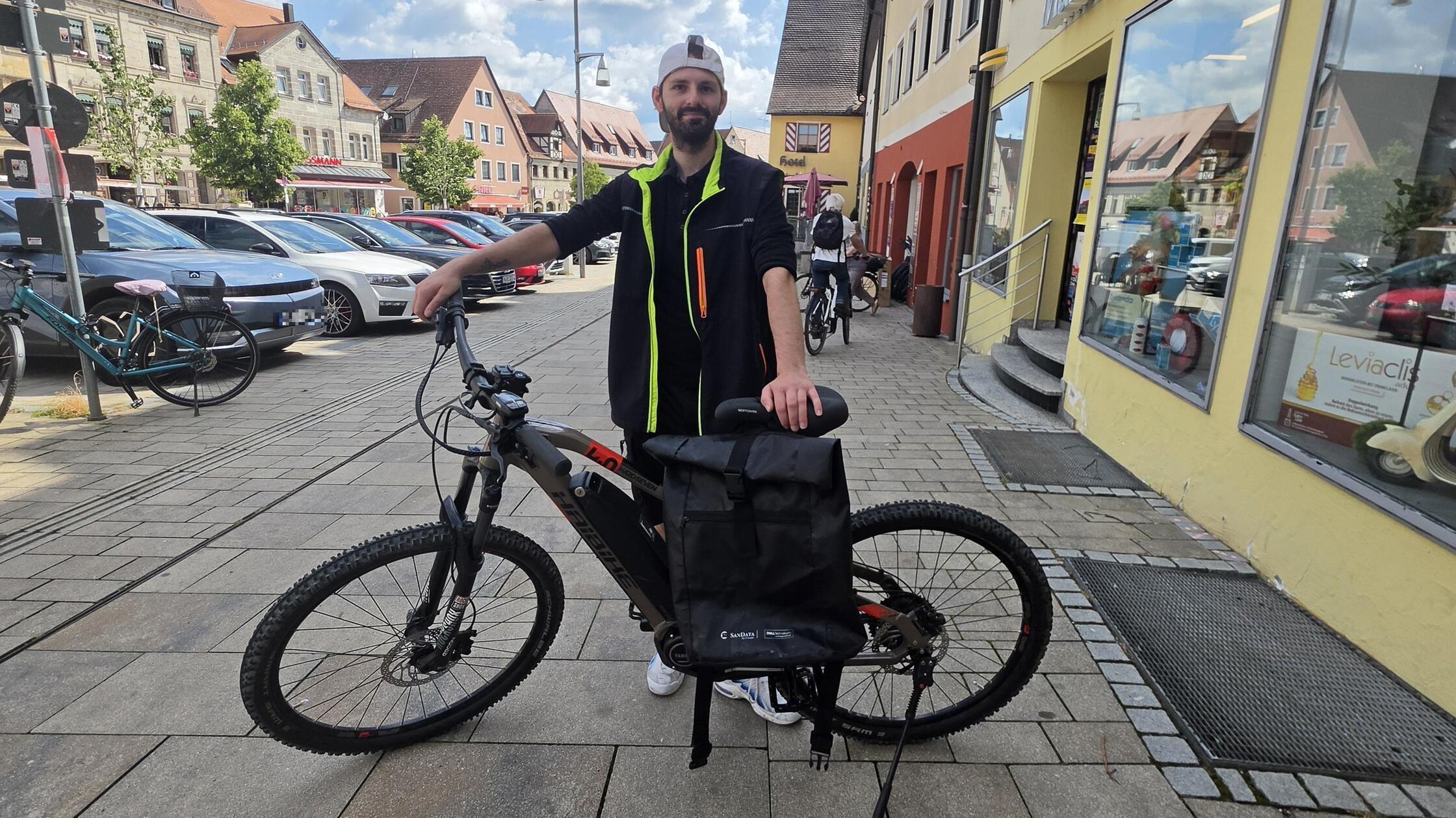 Altdorf Express: Neuer Kurierdienst liefert per E-Bike durch die Stadt