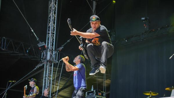 Die US-amerikanische Punkband aus Simi Valley, Strung Out, ist seit 1989 aktiv. Am Samstag ließen sie sich einen Auftritt auf dem Festival in Nürnberg nicht nehmen.