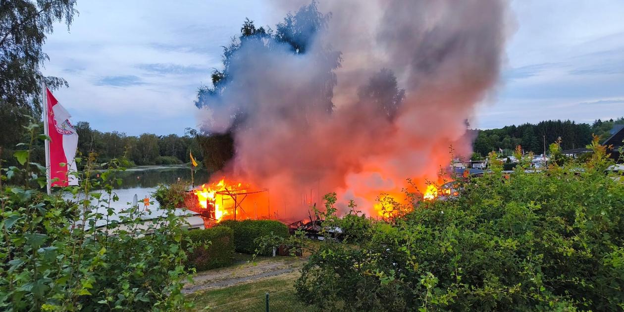 Major operation in Eschenbach: Human remains found after fire at campsite