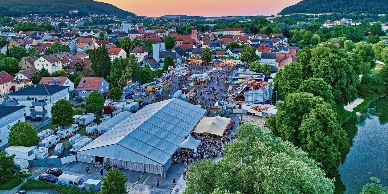 Gambrinus parades through the town: The Treuchtlingen folk festival begins ...