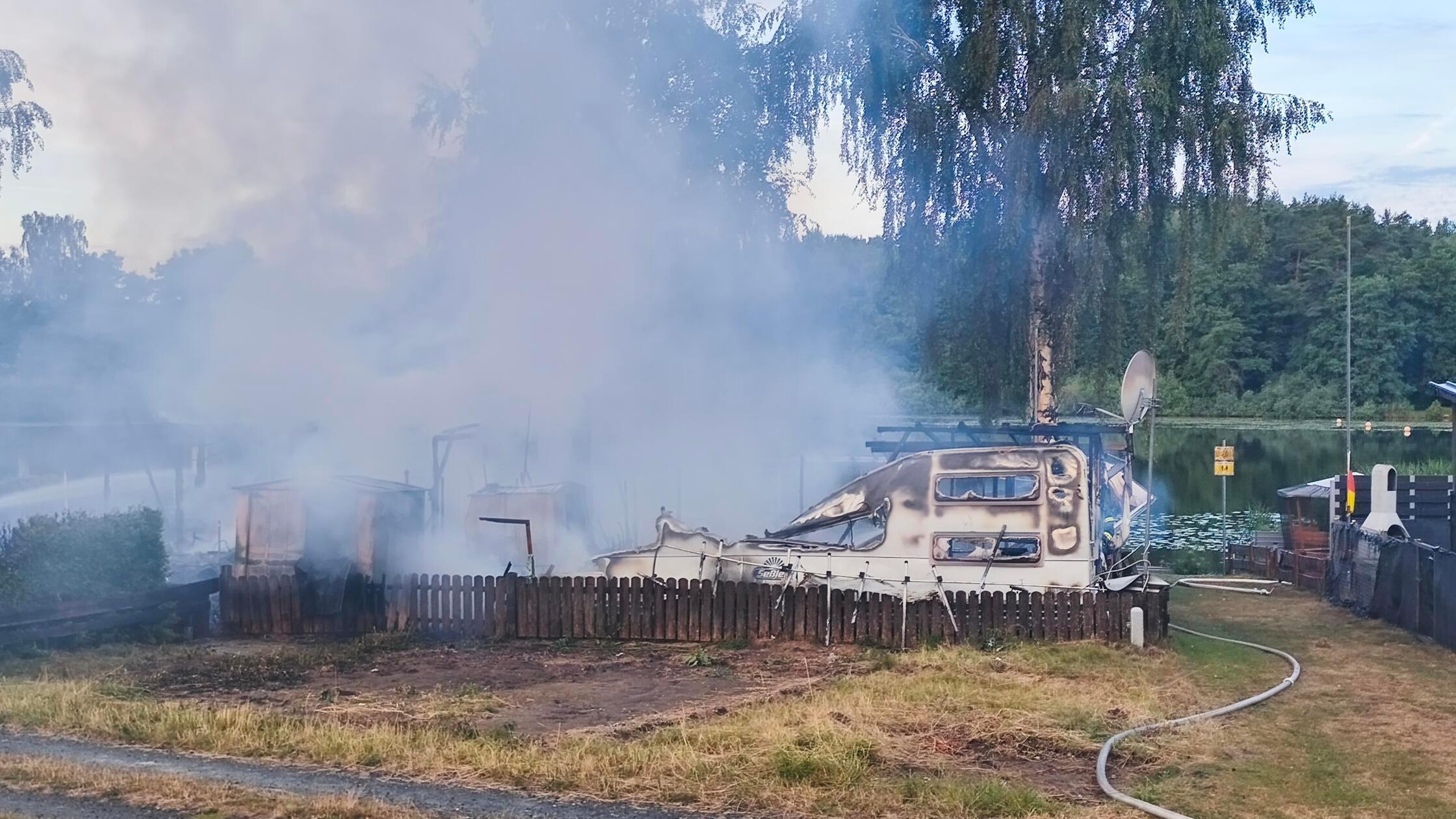 Brand auf Campingplatz: Warnapp NINA lÃ¶st aus