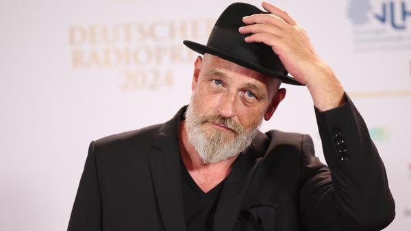 Torsten Sträter, Komiker, kommt zur 15. Verleihung