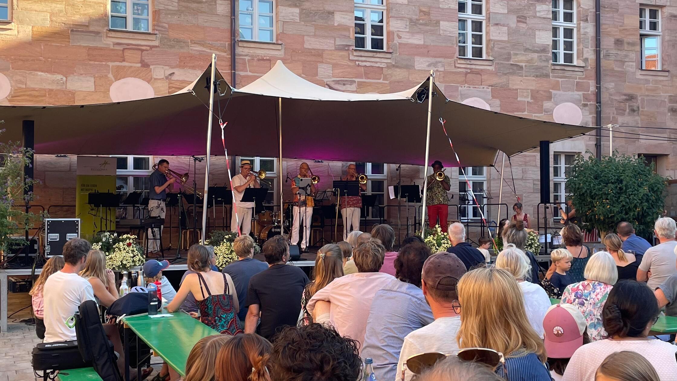Open-Air-Woche-der-Schwabacher-Musikschule-begeistert-mit-gro-em-Konzertfinale
