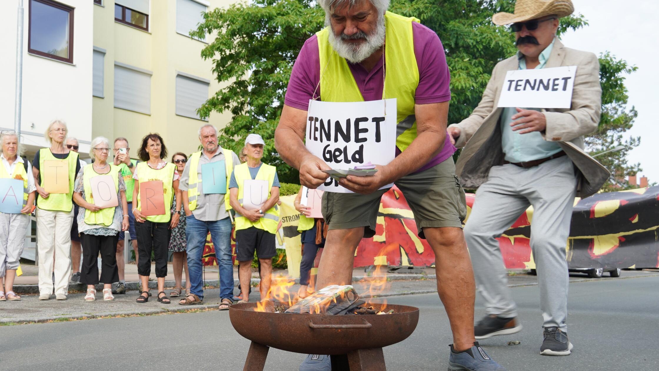Protest Erörterungstermin Juraleitung Röthenbach