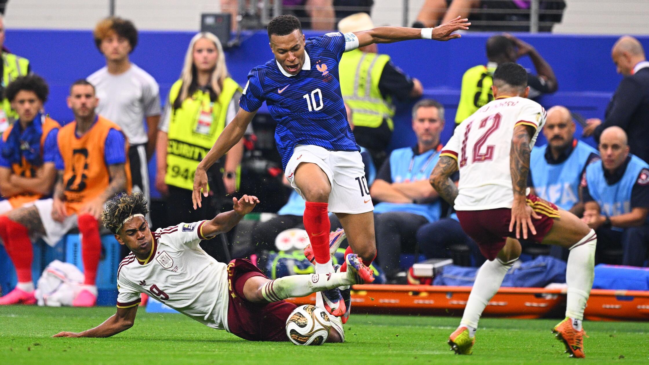 Wer-dieses-famose-spanische-Team-langweilig-findet-kann-das-Halbfinale-kaum-gesehen-haben