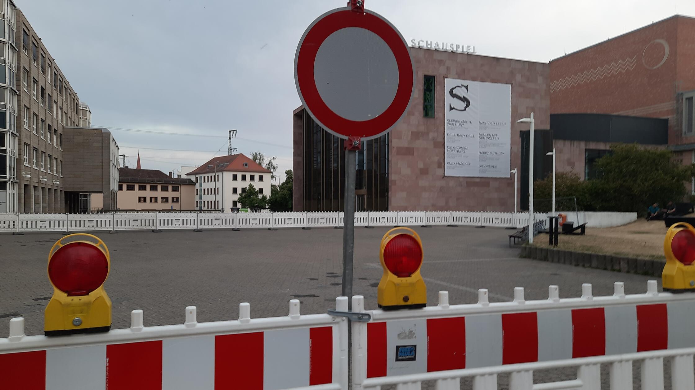 Sperrung-und-Open-Air-Die-Folgen-des-Tiefgaragenbrandes-f-r-das-Staatstheater-N-rnberg