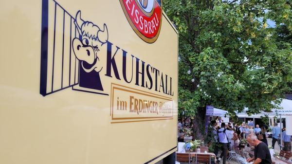 Zunächst befindet sich das Areal in der Jägerstraße noch im Soft Opening: Es ist an drei Tagen in der Woche geöffnet - von Donnerstag bis einschließlich Samstag von 16 bis 23 Uhr und am Sonntag von 11 bis 19 Uhr.