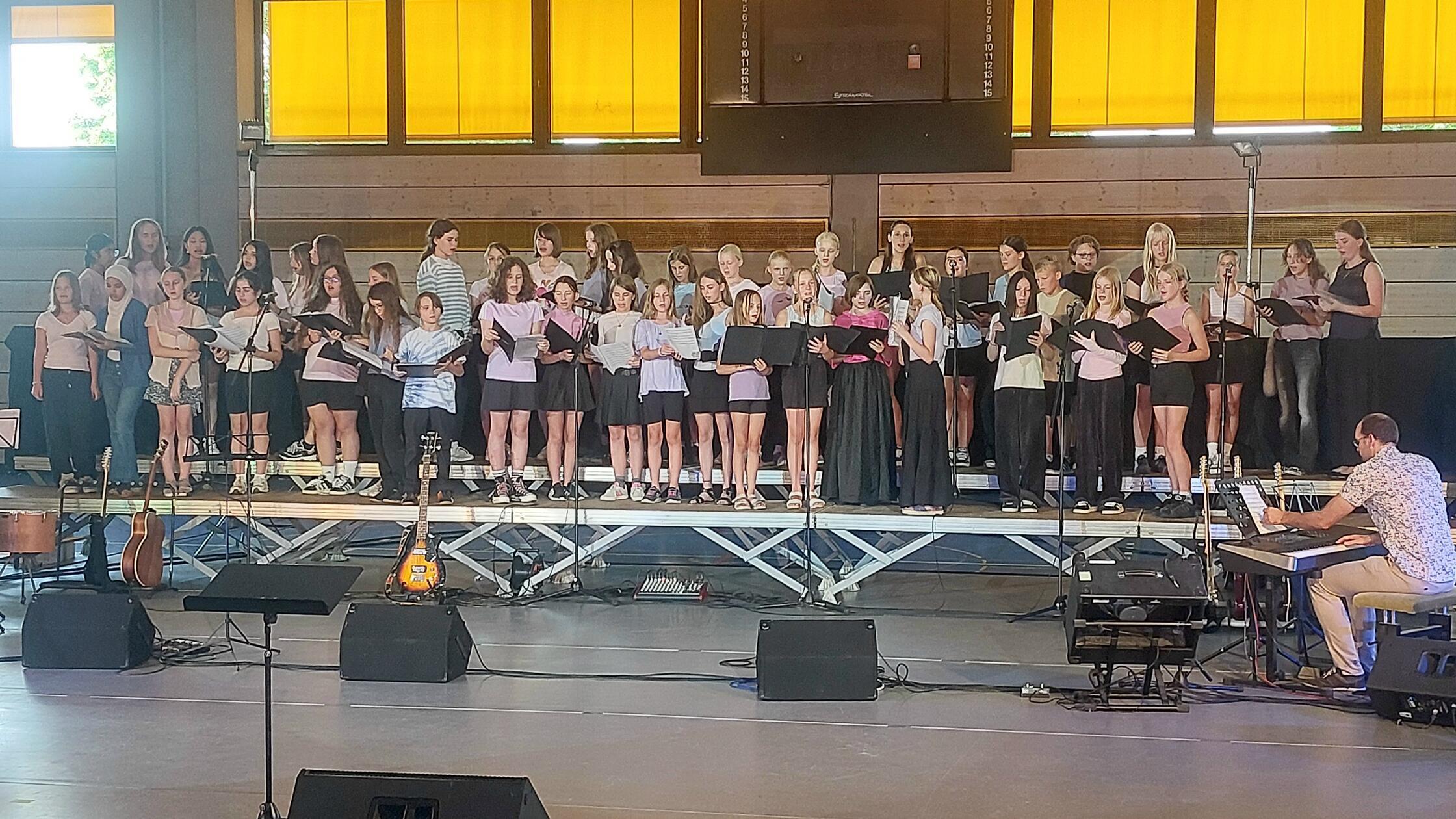Sommerkonzert des Gymnasiums Herzogenaurach begeistert 800 Gäste