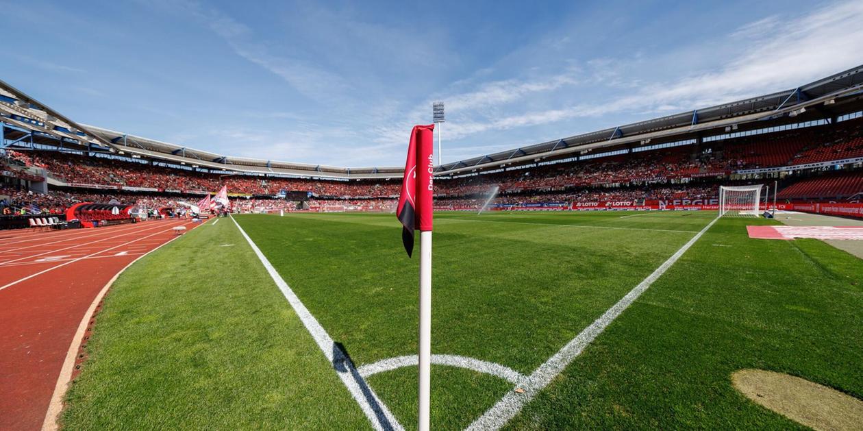 Abgesenktes Spielfeld: Wird das Grundwasser im Nürnberger Stadion beim ...