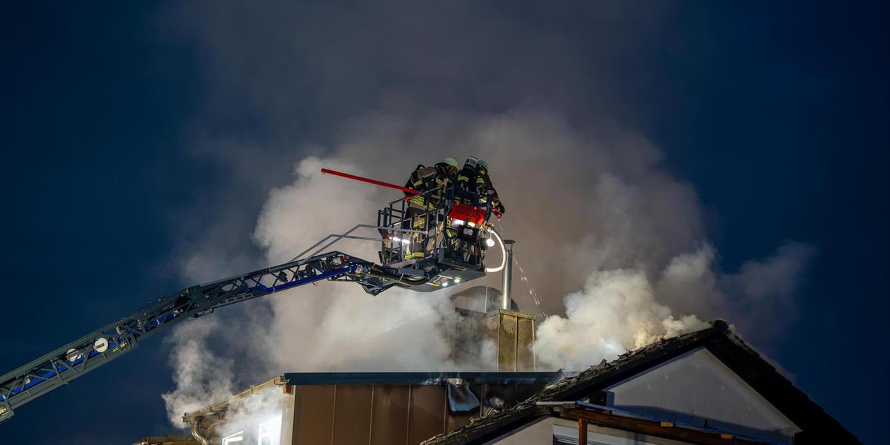 Winkelhaid: Serious roof fire after lightning strike