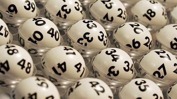 Zwei Glückspilze aus Ober- und Unterfranken haben Sechser im Lotto getippt.