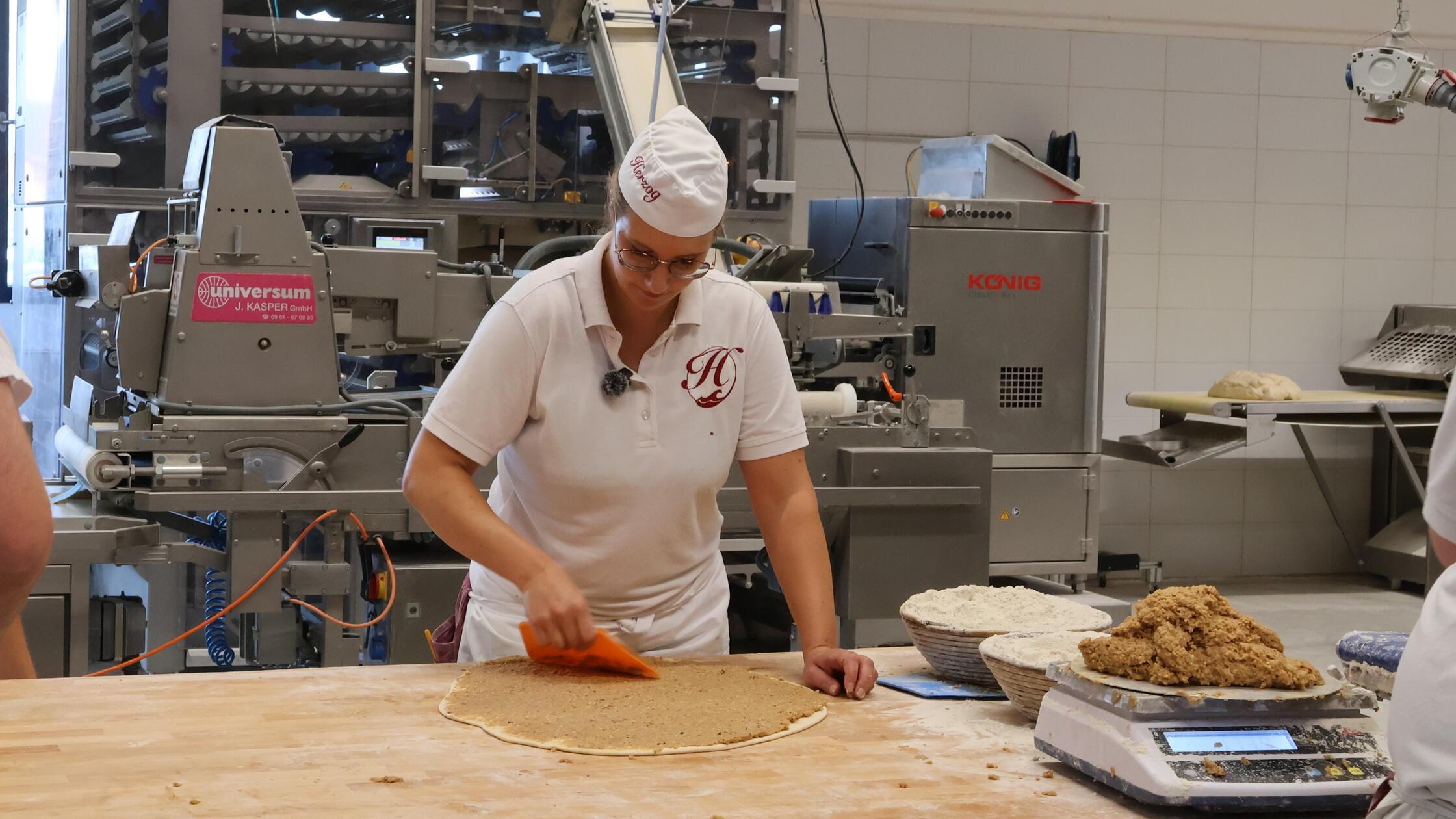 Bäckerinnen Bäckerei Herzog