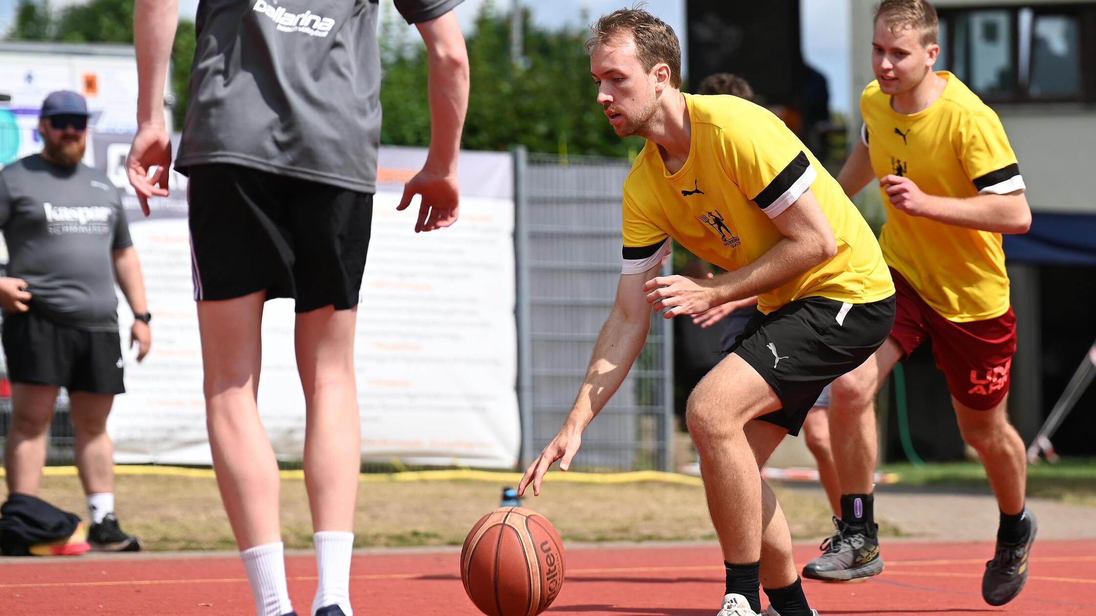 Bowernpower-packt-Mistgabel-wieder-ein-Titelverteidiger-gewinnt-Forchheimer-Quattroball