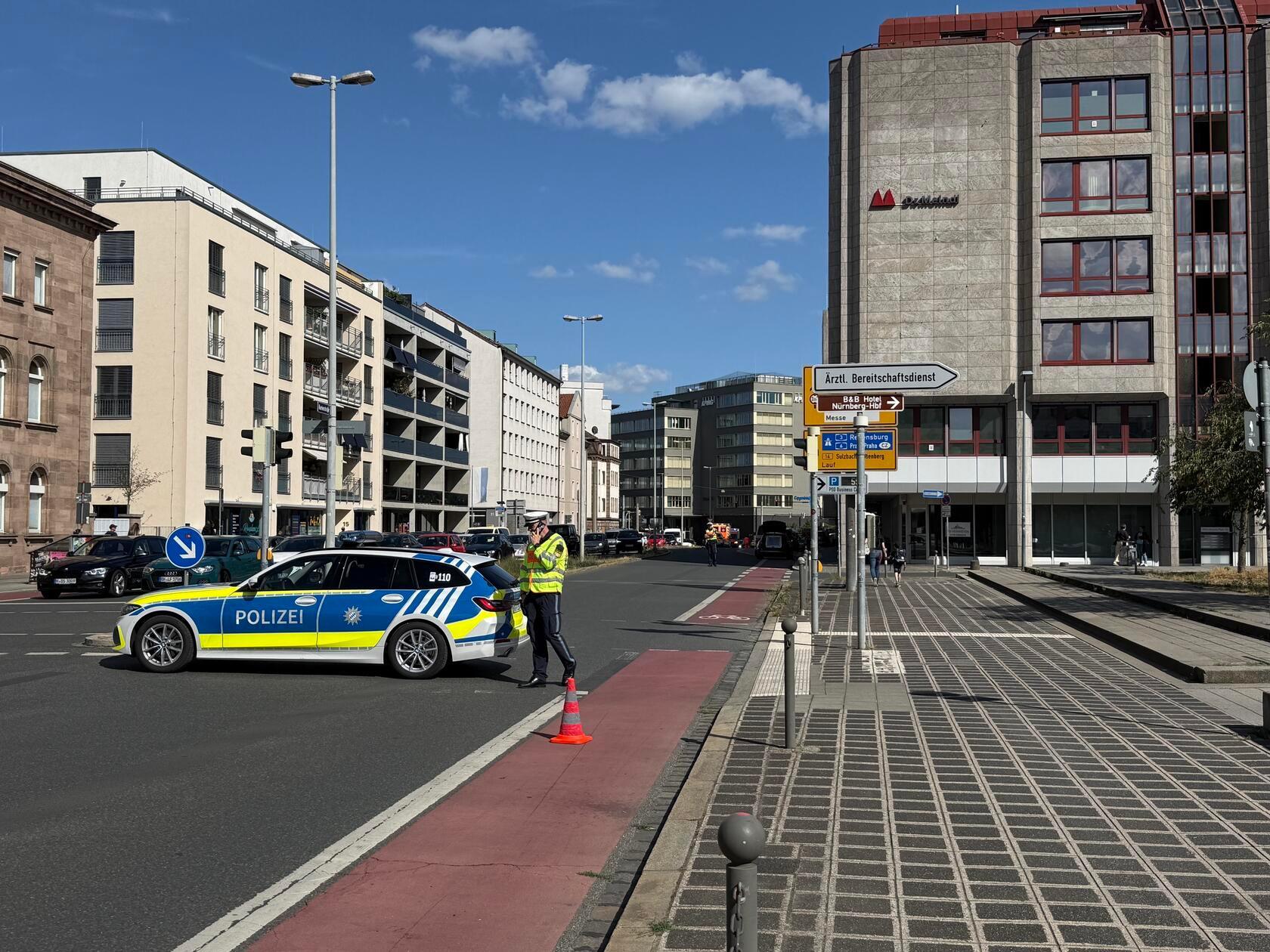 Für alle gesperrt war auch die Marienstraße in Fahrtrichtung Marientunnel. Die Sperrung begann auf Höhe Willy-Brandt-Patz.