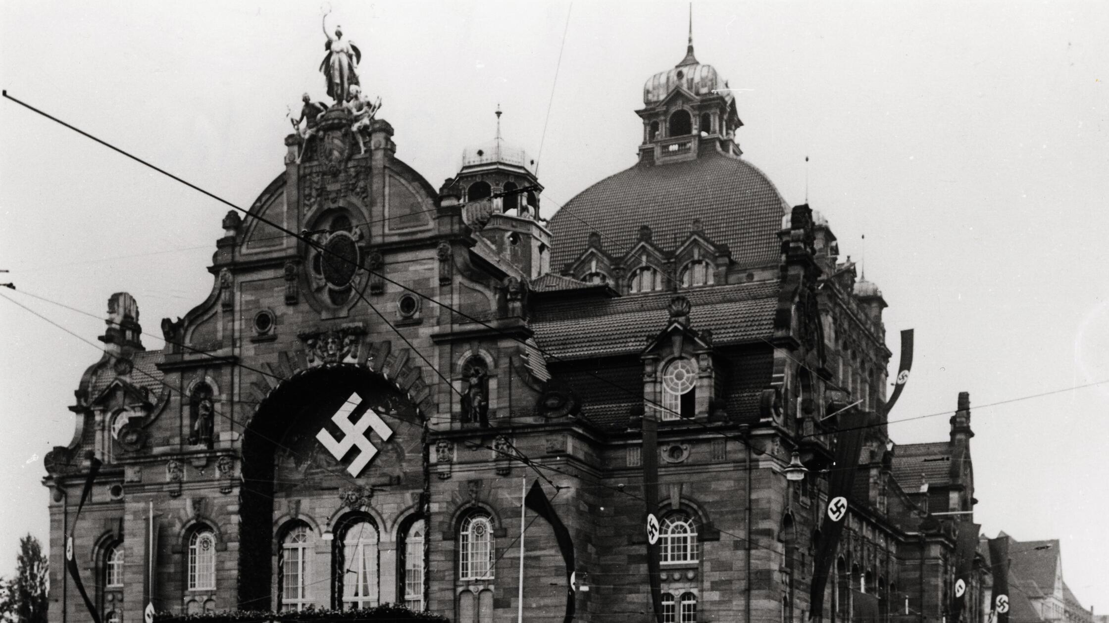 FOTO: Staatstheater Nürnberg - per Mail von: Veren