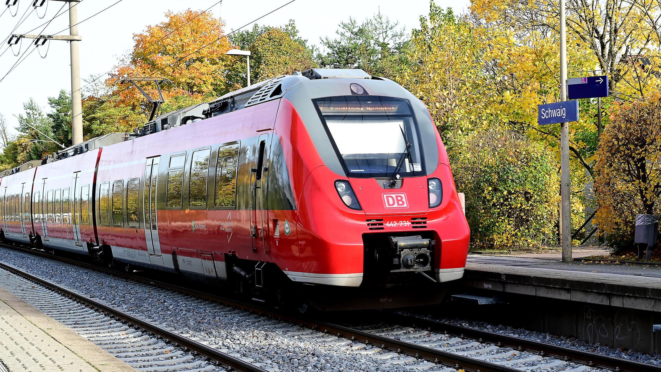 bahn_hjw_291025_057