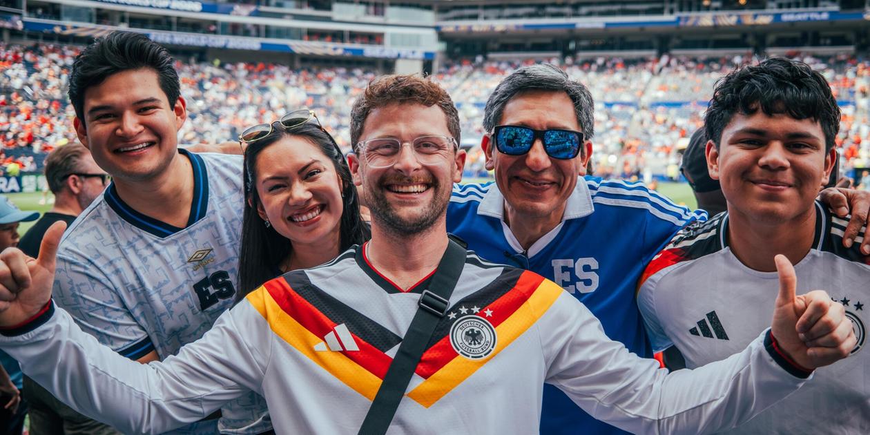 Football stars and Schweinsteiger: What a photographer from TV Büchenbach ...