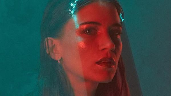 An diesem Samstag gastiert DJ Konfusia bei Elektrisch in der Rakete. Die Musikerin ist beim Berliner Label Stil vor Talent unter Vertrag und hat schon auf großen Festivals wie dem Fusion Open Air ihr Können unter Beweis gestellt. Flankiert wird ihr Auftritt von Milan Milano und Bernhard Groeger. Beginn: 23 Uhr.