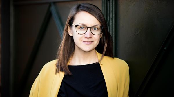 Die Fürther Parklesungen begrüßen am Sonntag Autorin Johanna Sebauer am Fontänenbrunnen im Stadtpark. Die Wienerin liest aus ihrem zweiten Roman "Popóm". Beginn: 20 Uhr. Eintritt frei.