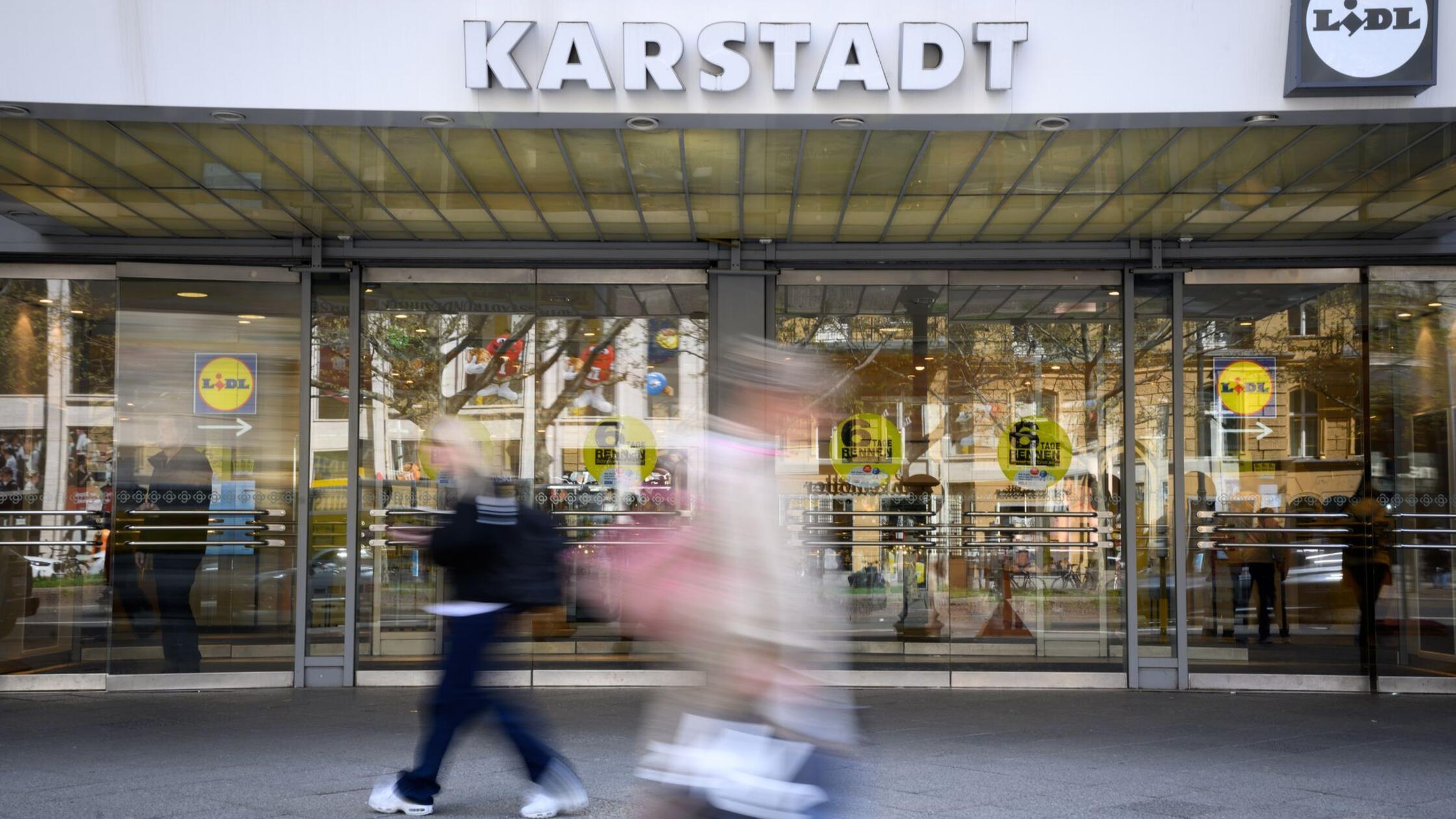 Das Warenhaus Galeria Karstadt am Berliner Kurfürs