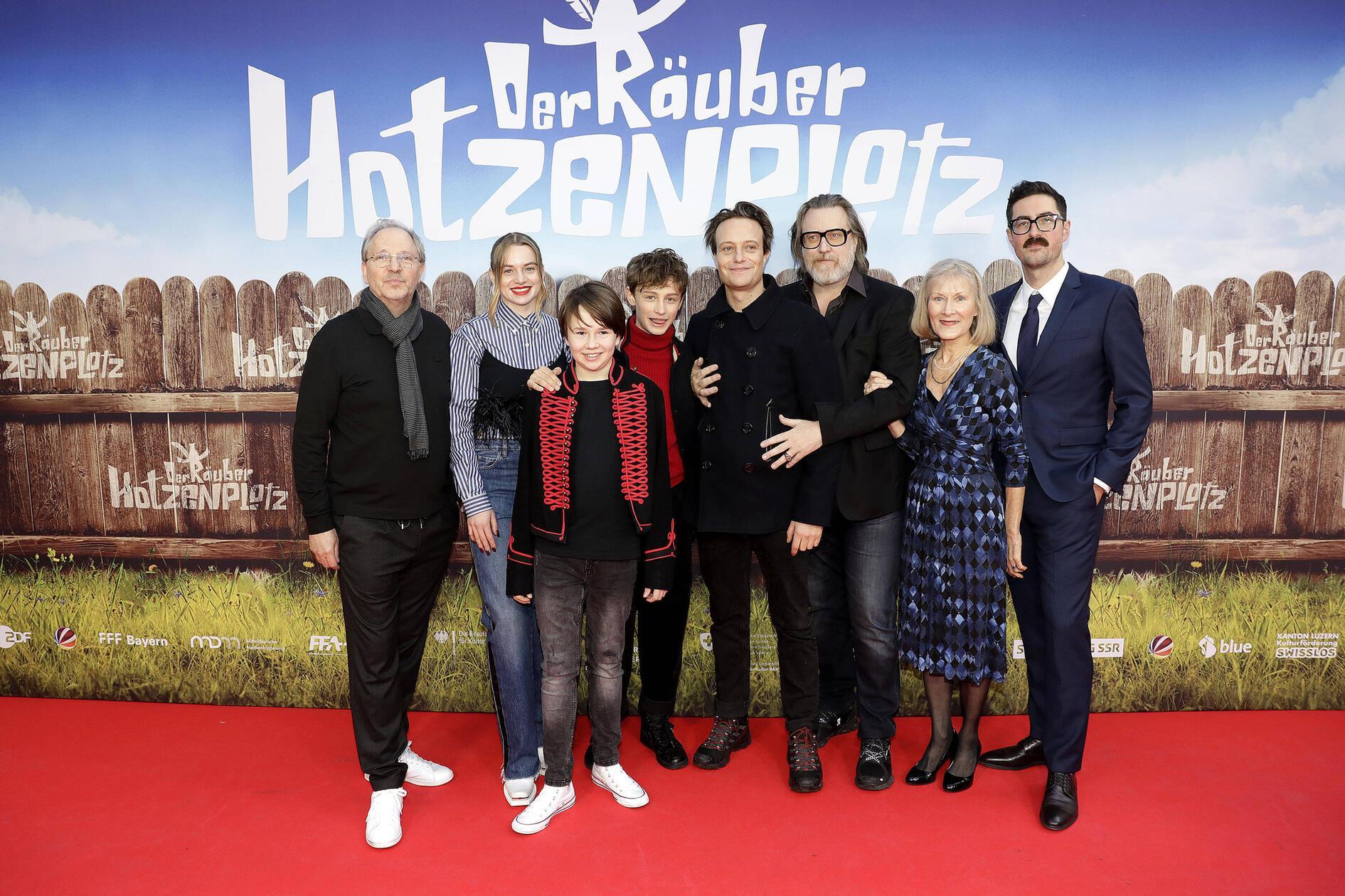 Der Räuber Hotzenplotz: Die Neuverfilmung der Geschichte von Otfried Preußler wurde 2021 im Fränkischen Freilandmuseum Fladungen gedreht. Der deutsch-schweizerische Spielfilm ist von Michael Krummenacher, mit Nicholas Ofczarek in der Titelrolle und Hedi Kriegeskotte, August Diehl, Christiane Paul, Olli Dittrich und Luna Wedler in weiteren Rollen. Der Film kam 2022 in die Kinos.