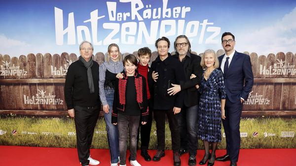 Der Räuber Hotzenplotz: Die Neuverfilmung der Geschichte von Otfried Preußler wurde 2021 im Fränkischen Freilandmuseum Fladungen gedreht. Der deutsch-schweizerische Spielfilm ist von Michael Krummenacher, mit Nicholas Ofczarek in der Titelrolle und Hedi Kriegeskotte, August Diehl, Christiane Paul, Olli Dittrich und Luna Wedler in weiteren Rollen. Der Film kam 2022 in die Kinos.
