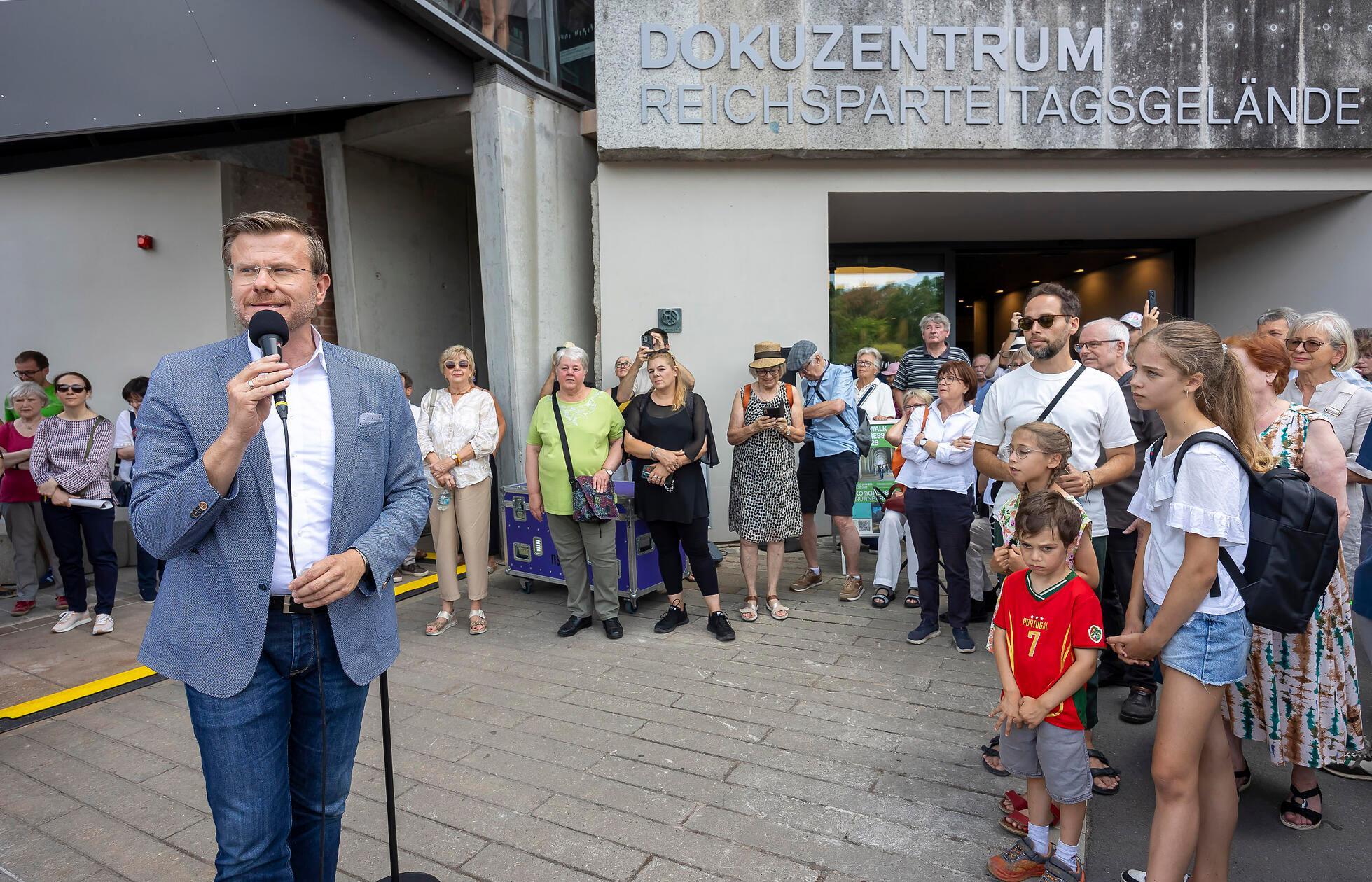 Bilder-aus-dem-Inneren-einer-Kulturbaustelle-So-war-der-Open-Walk-Kongresshalle-
