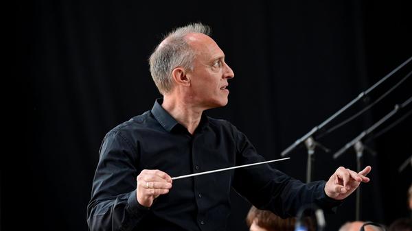 Am 8. August geht das Klassik Open Air in die zweite Runde: Dann präsentieren die Nürnberger Symphoniker ihr Programm „Rhythm of the World“.